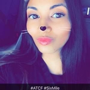 Meet your Posher, Jacqueline